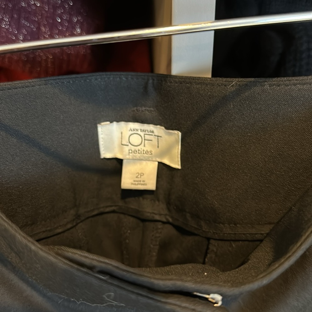 Loft black 4 pocket wide leg trousers size 2P - Picture 2 of 3
